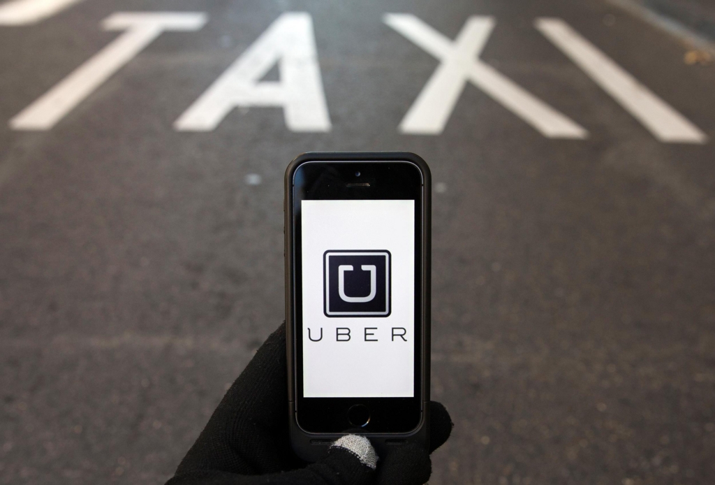 Uber Taxi（ウーバータクシー）は割引クーポンで初回2,000円割引