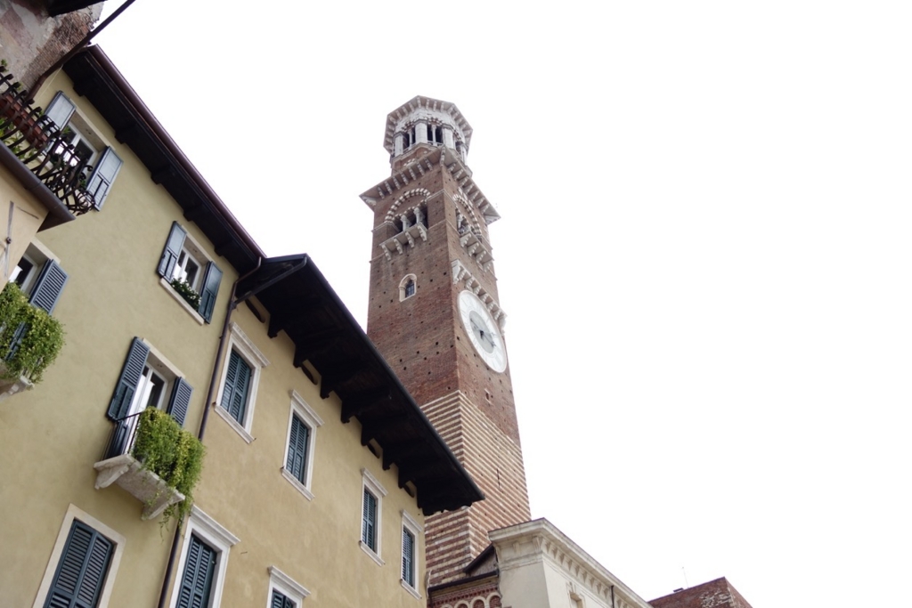 ヴェローナ「ランベルティの塔」1