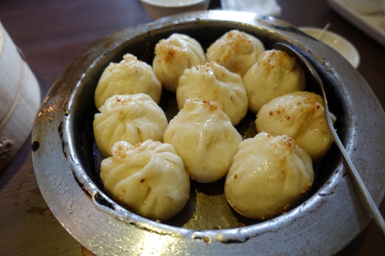 高記（カオチー）の焼き小籠包1