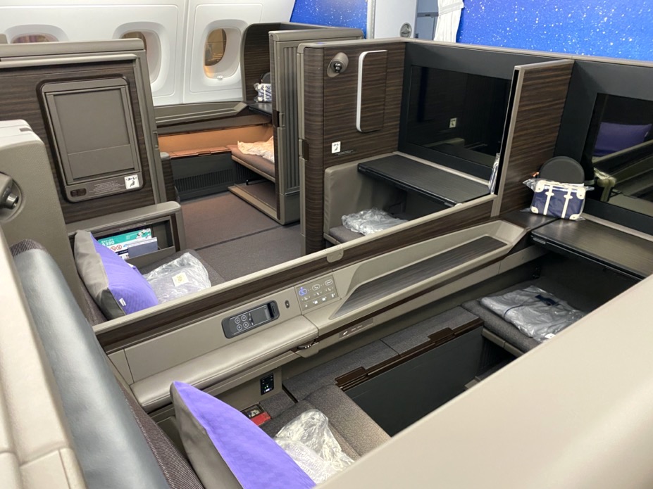 ANA A380「ファーストクラス」のシート