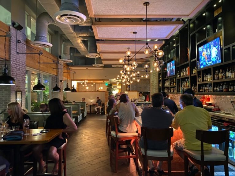 ファイヤーグリル（ワイキキ）のハッピーアワー ！メニューと価格、場所、時間をレポート！ 陸マイラー ピピノブのANAのマイルで旅ブログ