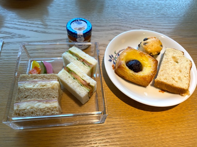 ザ・キャピトルホテル東急「クラブラウンジ」：実食（パン、サンドイッチ）