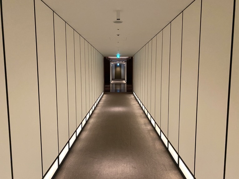 アンダーズ東京：内廊下2