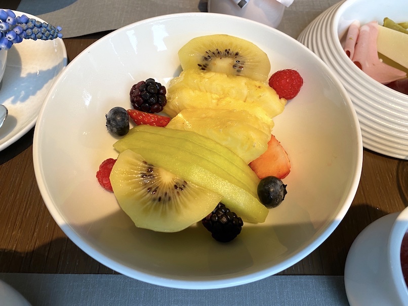 ザ・リッツ・カールトン東京の朝食：前菜（フルーツ）