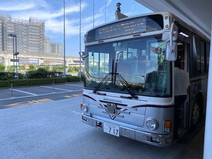 グランドニッコー東京ベイ舞浜 ：1階バス乗り場