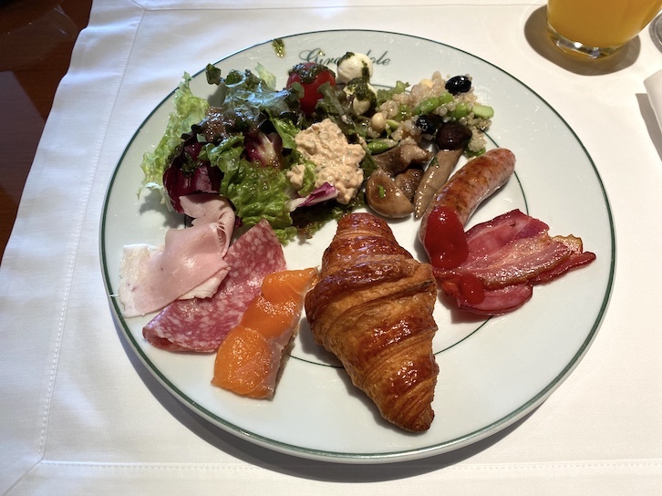 パークハイアット東京の朝食：実食（前菜）