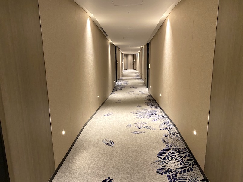 ウェスティン都ホテル京都の内観：内廊下