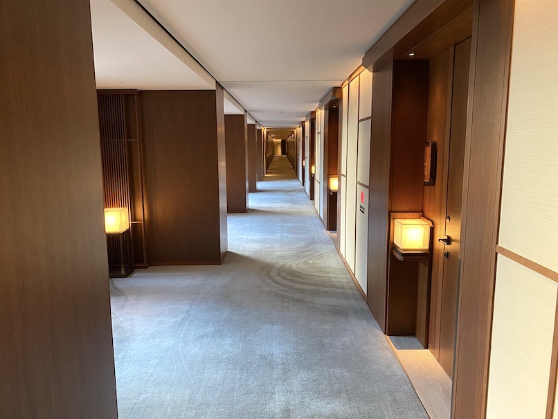 HOTEL THE MITSUI KYOTO（ホテルザ三井京都）の館内：廊下（客室フロア）