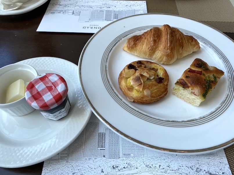 コンラッド東京の朝食：実食（パン）