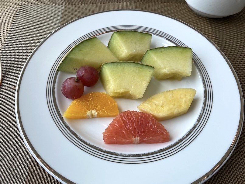 コンラッド東京の朝食：実食（メイン：フルーツ）