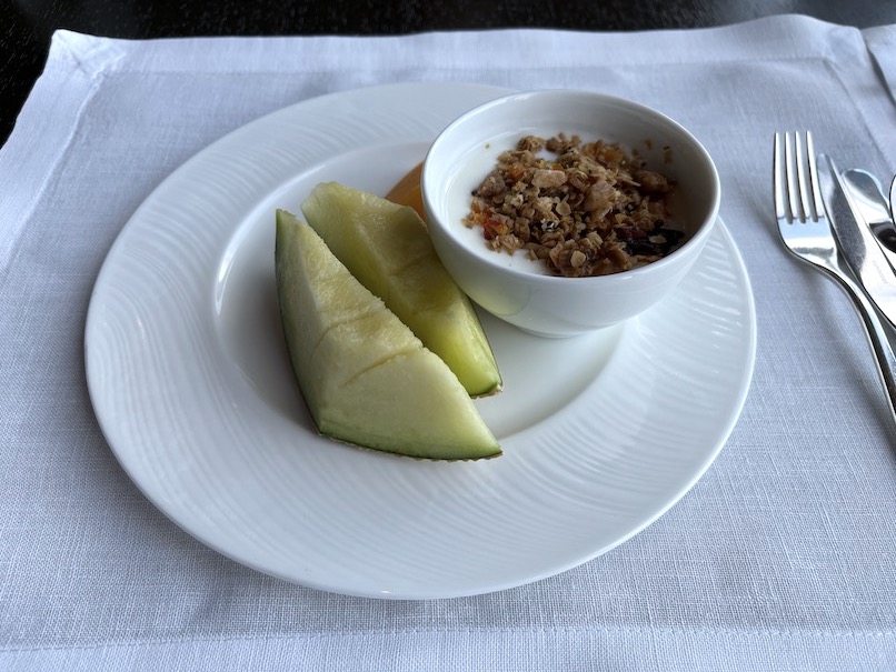 アマン東京の朝食：フルーツ＆ヨーグルト