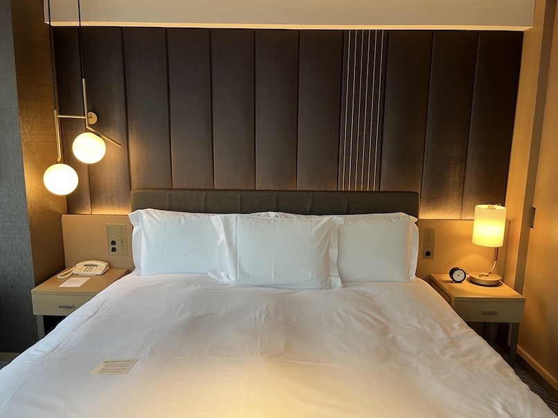 ストリングスホテル東京インターコンチネンタル：客室（ベッド2）