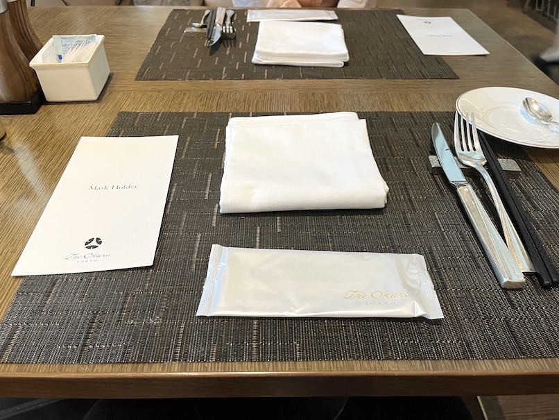The Okura Tokyo（オークラ東京）の朝食ビュッフェ：オーキッドのテーブル席