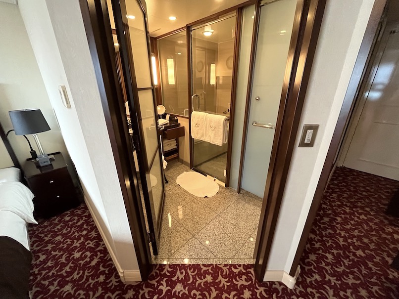 帝国ホテル東京の客室：バスルーム1（外観）