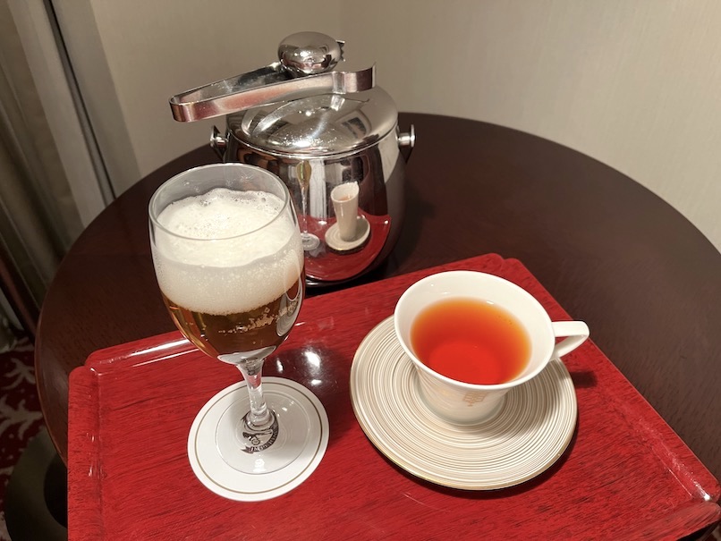 帝国ホテル東京のインペリアルフロア特典：ドリンクサービス（ビール＆紅茶）