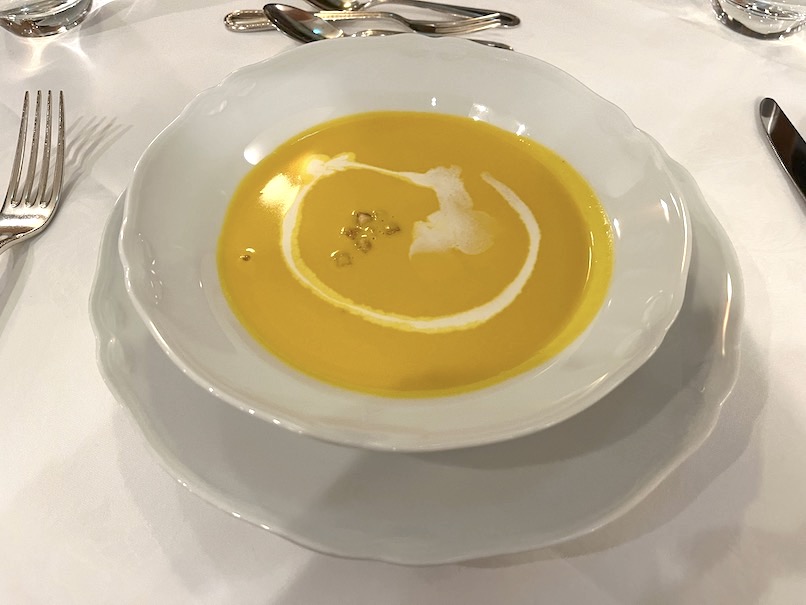 中禅寺金谷ホテルのディナー（夕食）：スープ