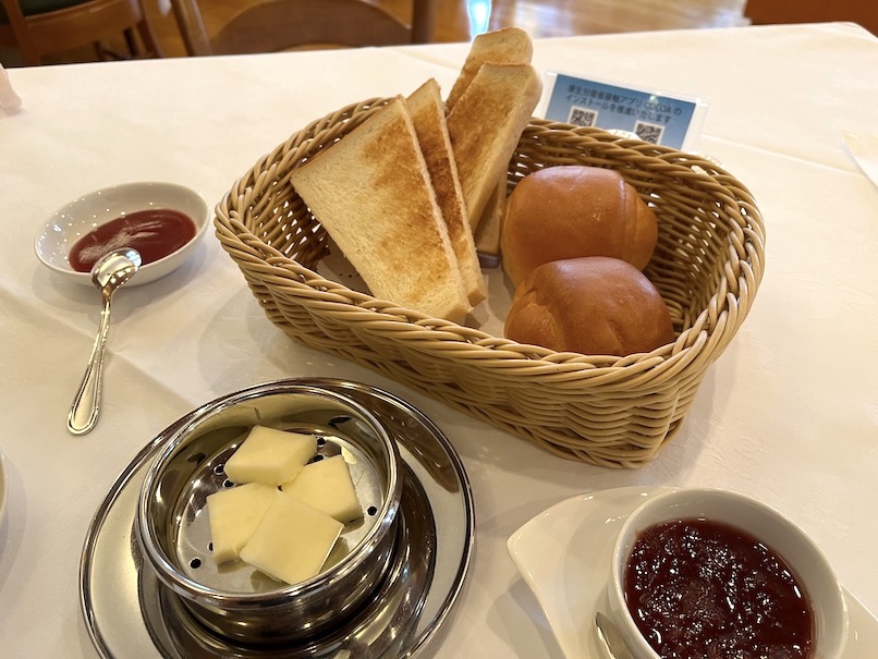 中禅寺金谷ホテルの朝食：パン＆ジャム