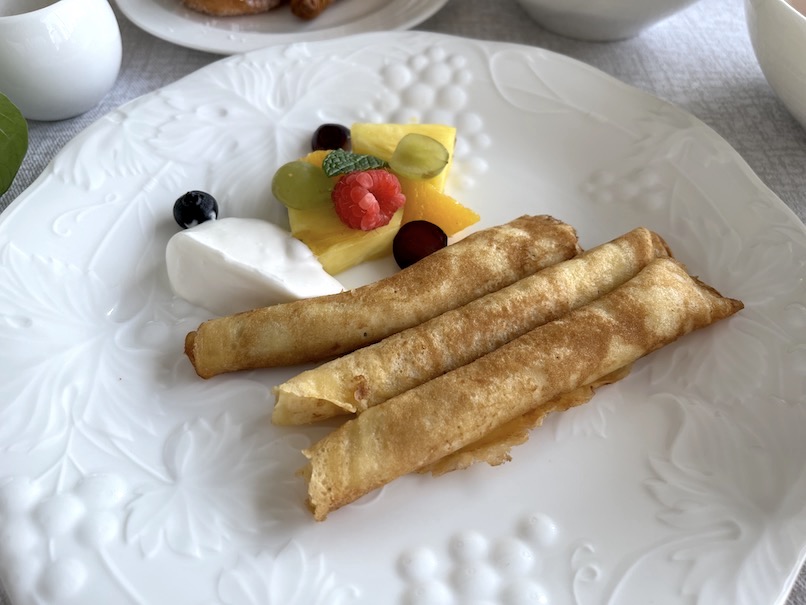 ザ・カハラ・ホテル＆リゾート横浜の朝食：ハワイアン朝食（シンパンケーキ）