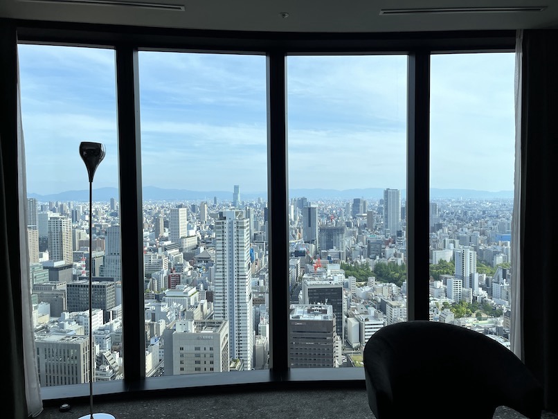 コンラッド大阪の客室（エグゼクティブルーム）：眺望1