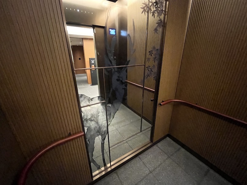 JWマリオット奈良：ホテルのロビー（エレベーター内）