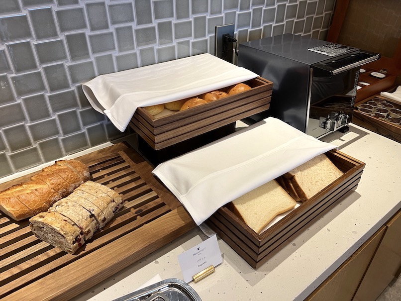 JWマリオット奈良の朝食：フードの品揃え（パン3）