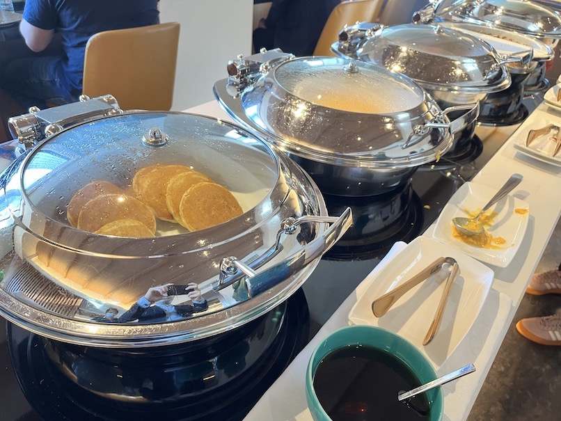 クラブラウンジ（エグゼクティブラウンジ）の朝食：フードの品揃え（温菜）