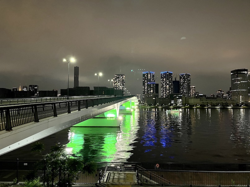 ラビスタ東京ベイの周辺散策：豊洲大橋（ライトアップ）