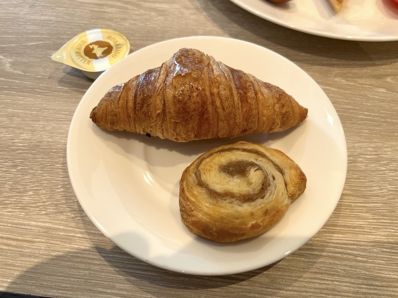 朝食ビュッフェの品揃え：実食（パン）