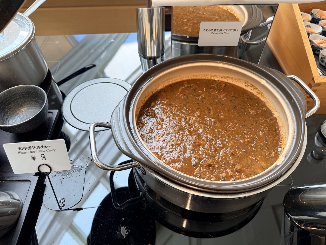 東京ステーションホテル「アトリウム」:朝食ビュッフェ(カレー)