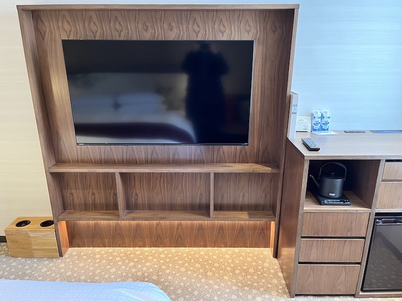 芝パークホテルの客室：寝室（TV）