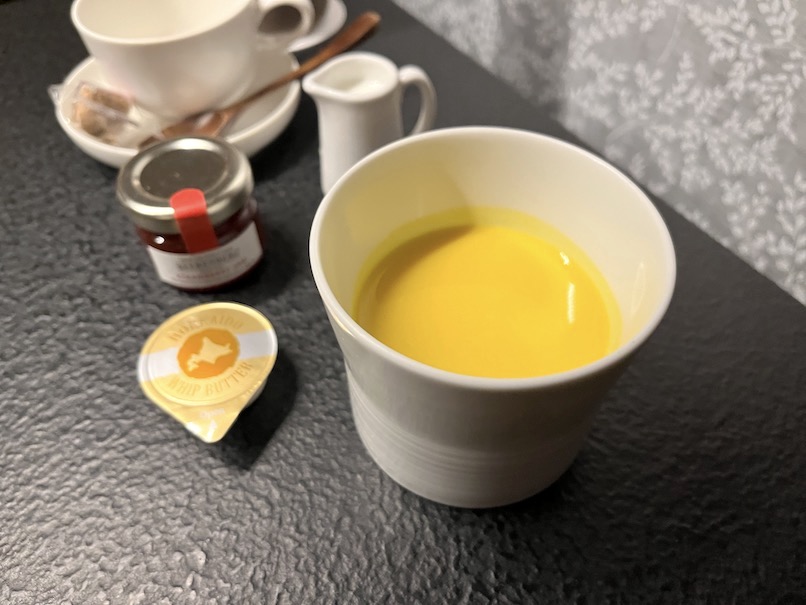 星のや東京の朝食：洋食（本日のスープ）
