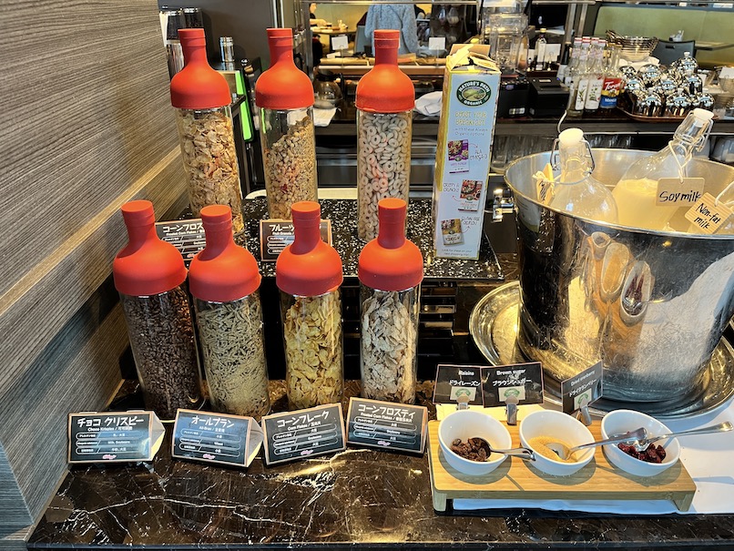 東京マリオットホテルの朝食ビュッフェ：フードの品揃え（シリアル）
