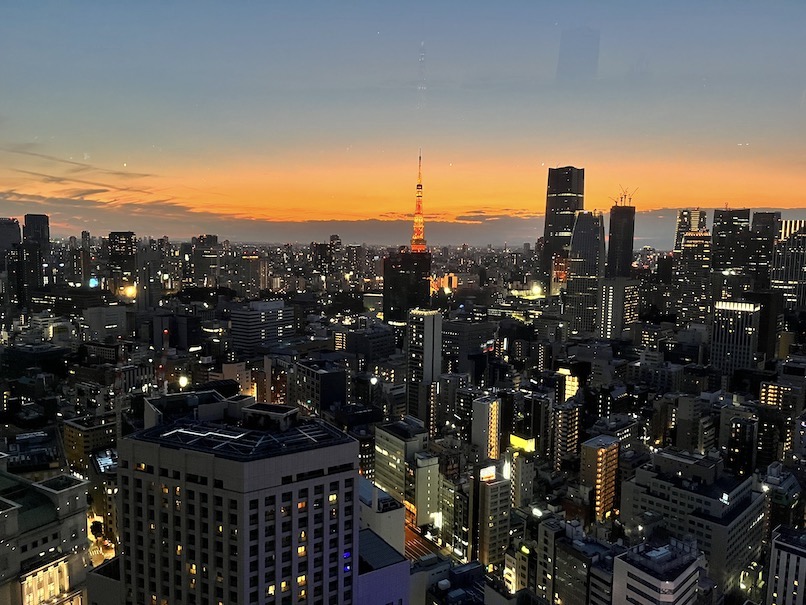 パークホテル東京の客室（アーティストルーム）：眺望（夜景）