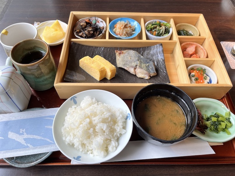 シェラトン都ホテル東京の朝食：和食（全景）