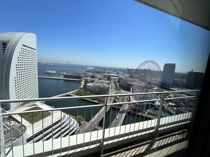 横浜ベイホテル東急のクラブラウンジ：眺望（ベイビュー）