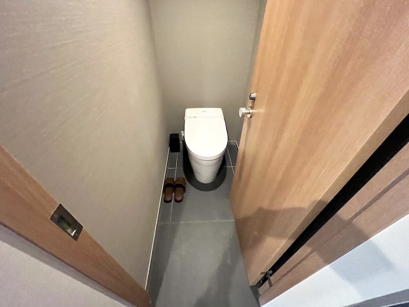 OMO5東京大塚の客室（やぐらルーム）：トイレ（全景）
