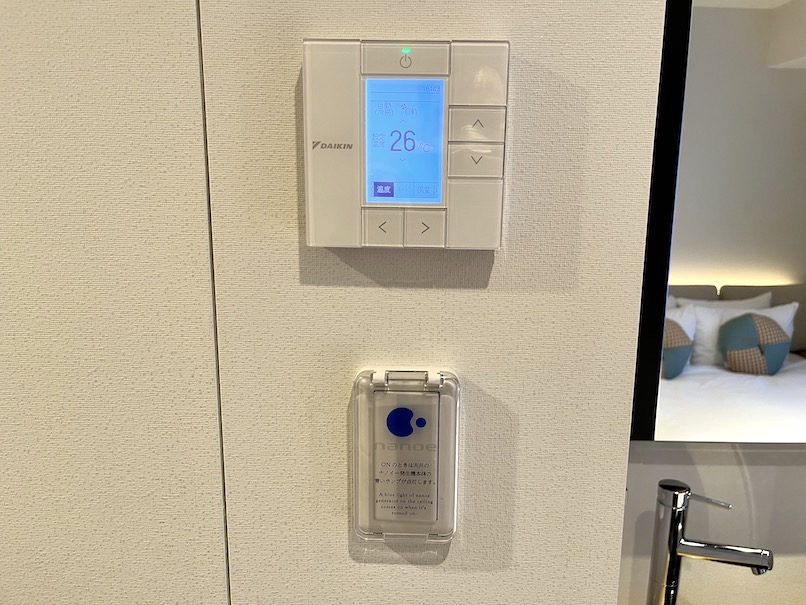 OMO3東京赤坂の客室：エアコンと空気清浄機（ナノイー）