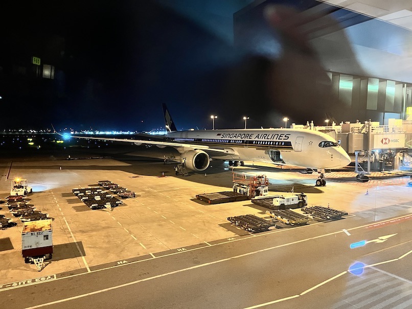 シンガポール航空 ビジネスクラス：チャンギ空港（機体の全景）