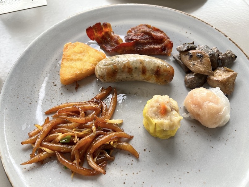 Wシンガポールの朝食：実食（ホットミール）