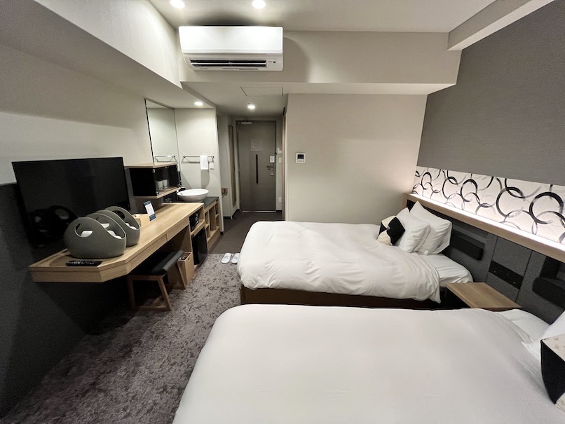 OMO関西空港の客室：ベッドルーム（全景2）
