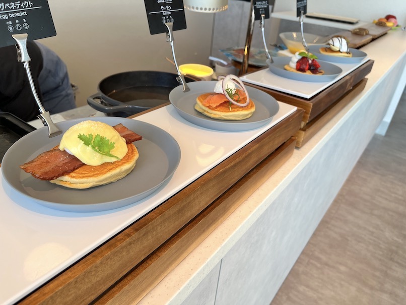 OMO関西空港の朝食：フードカウンター（パンケーキ2）
