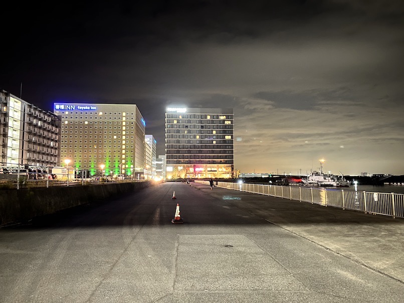 フォーポイントバイシェラトン名古屋：アクセス（連絡橋からの歩道）