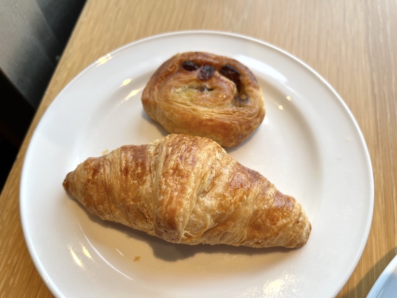 フォーポイントバイシェラトン名古屋の朝食：実食（パン）