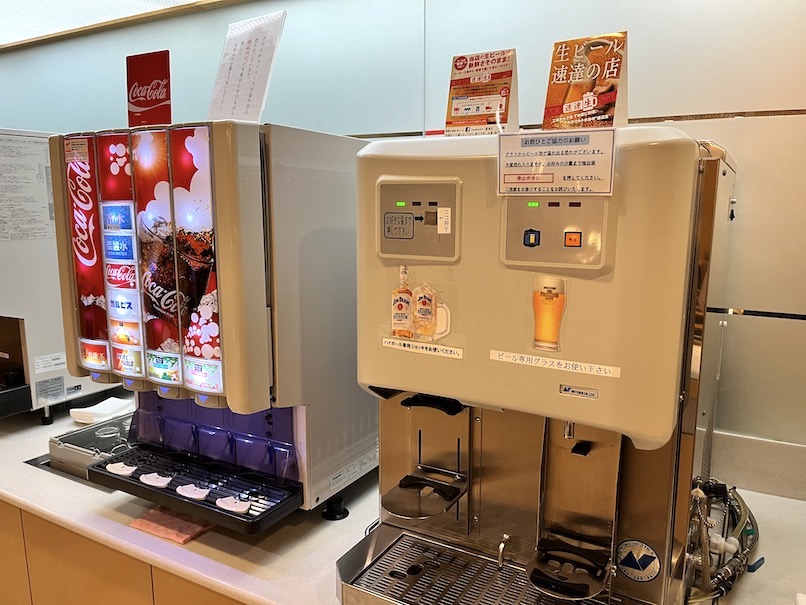 セントレア エアラインラウンジ：ドリンクカウンター（ビールサーバー）