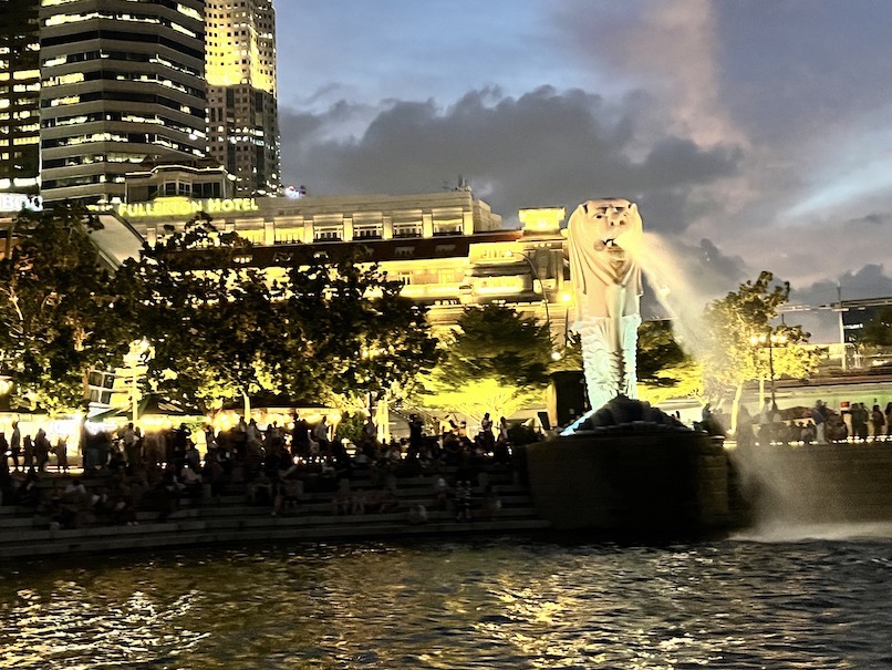 リバークルーズ（シンガポール）：ボートからの夜景（6）