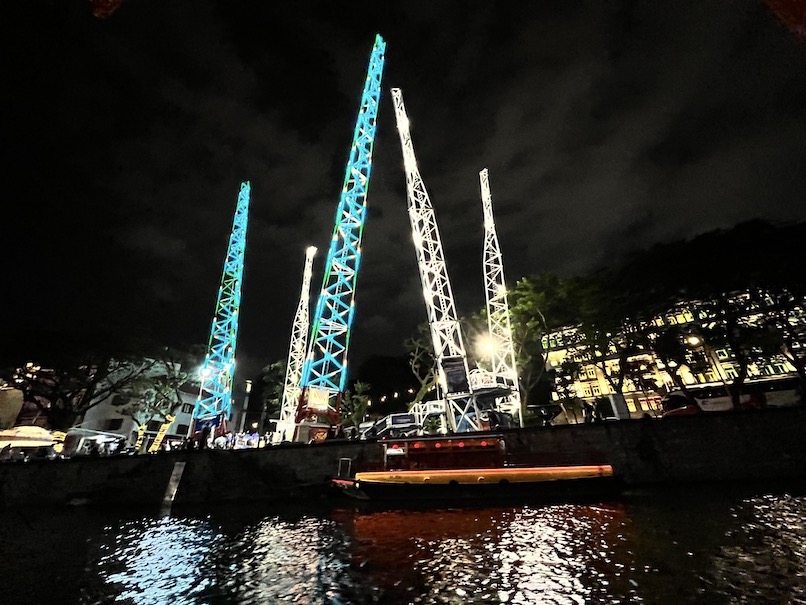 リバークルーズ（シンガポール）：ボートからの夜景（11）