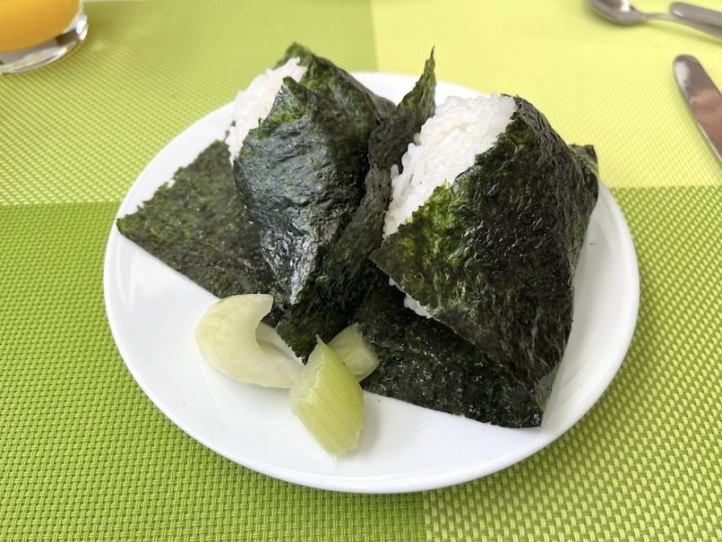 ザ・テラスの朝食：実食（おにぎり）