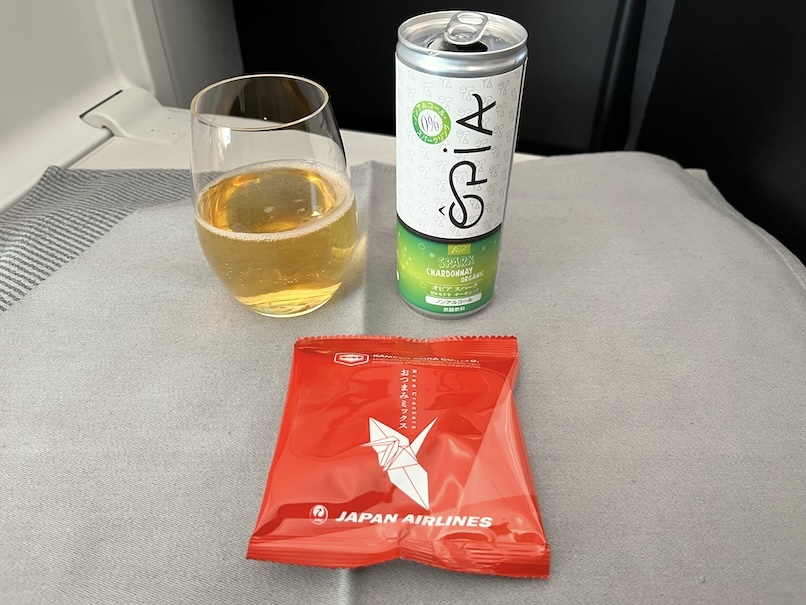 JALビジネスクラス「ノンアルコールワイン」