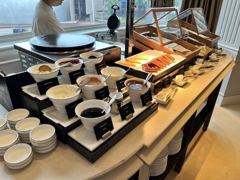 ペニンシュラ香港の朝食：ビュッフェ（クレープ）