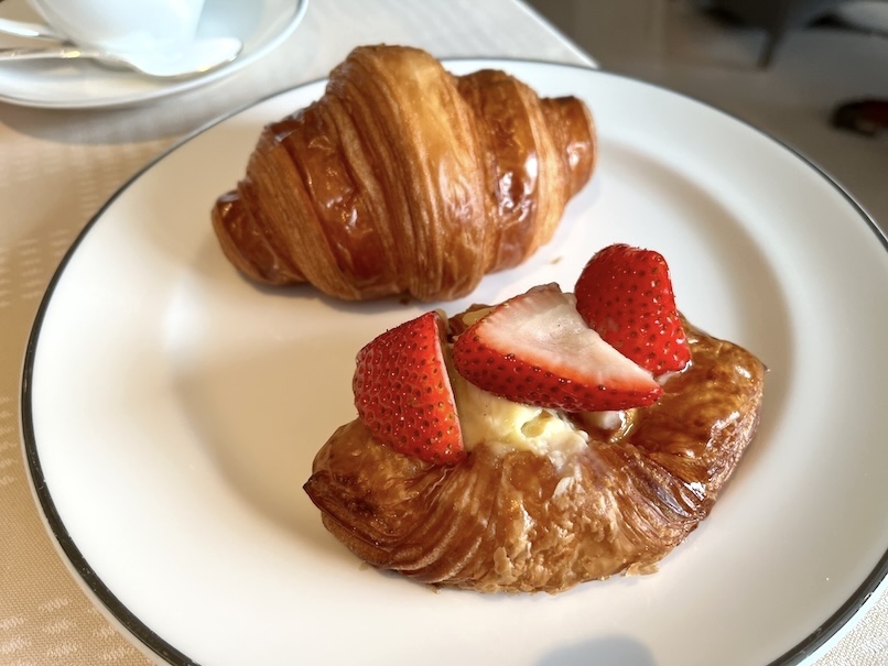 ペニンシュラ香港の朝食：実食（パン）